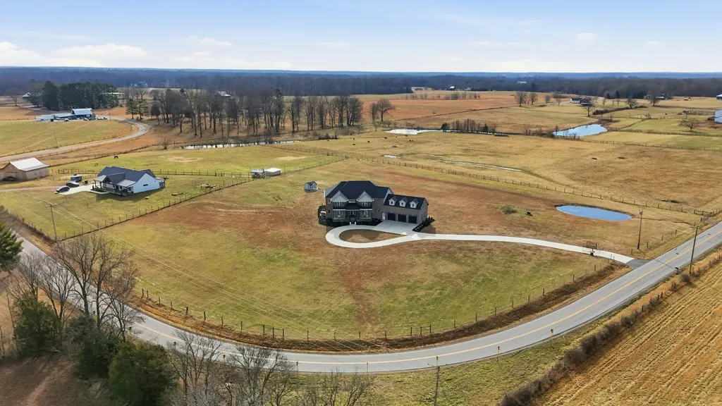 353 Oak Plains Road Clarksville TN 37043