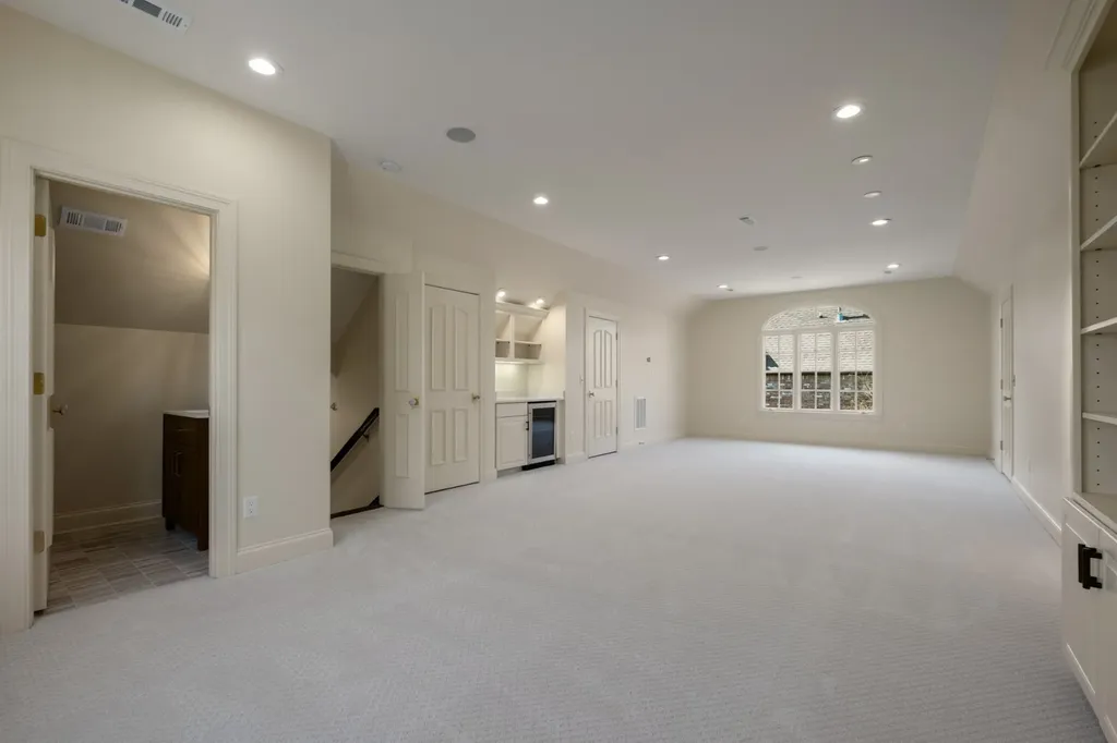 53 Whitworth Boulevard Nashville TN 37205