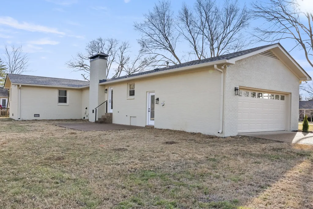 2242 Surrey Drive Murfreesboro TN 37129