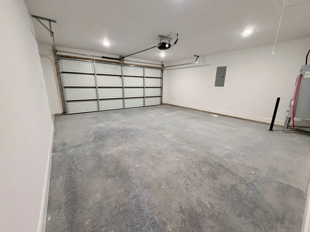 503 Mandalorian Way Dickson TN 37055