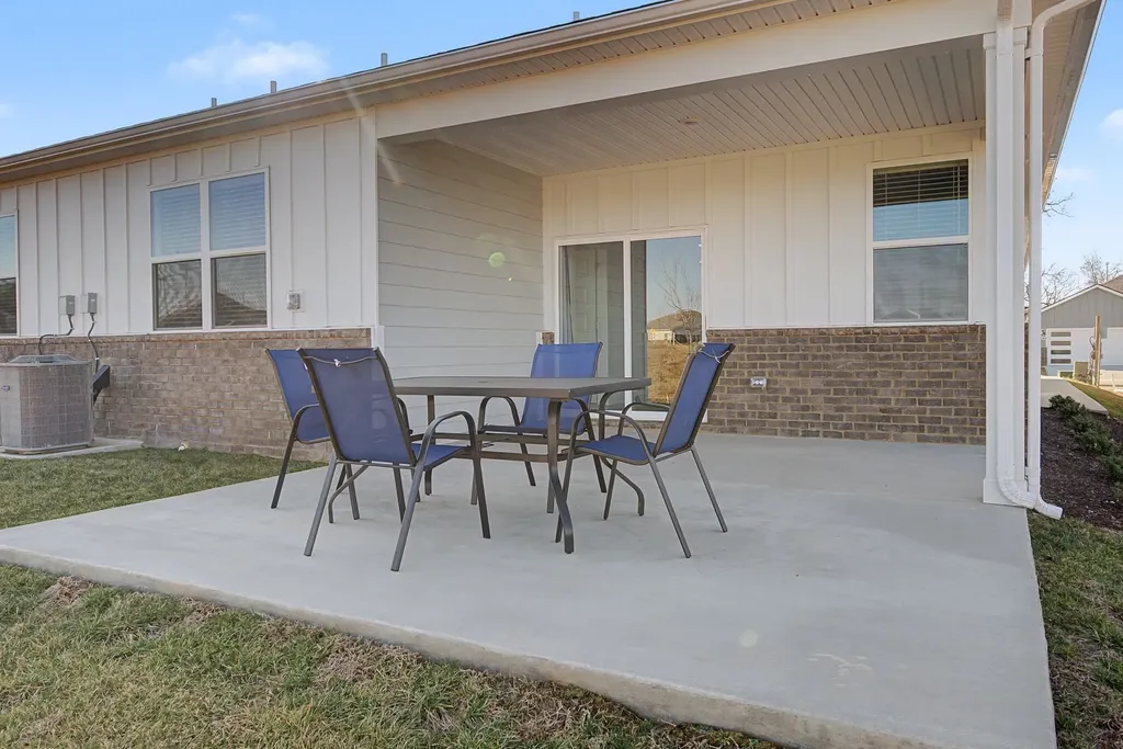 2064 Holmesburg Private Circle Gallatin TN 37066