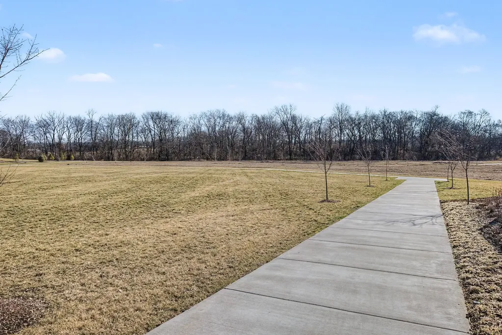 2064 Holmesburg Private Circle Gallatin TN 37066