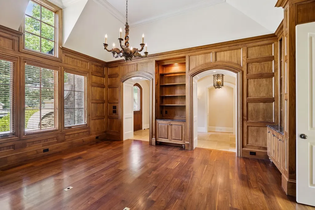 1011 Gateway Lane Nashville TN 37220