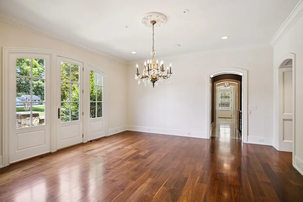 1011 Gateway Lane Nashville TN 37220