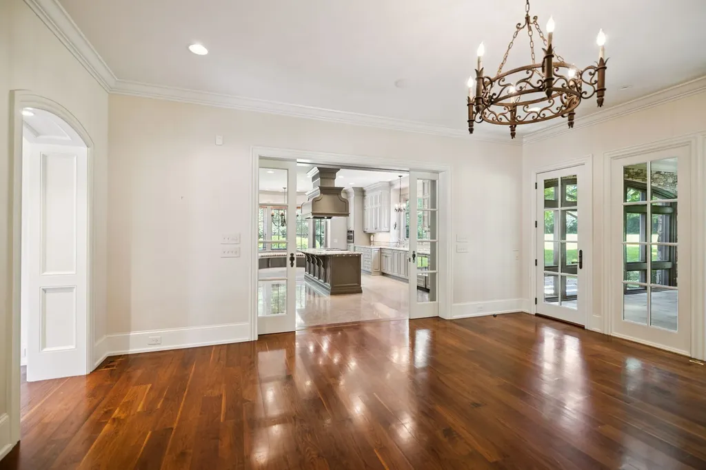 1011 Gateway Lane Nashville TN 37220