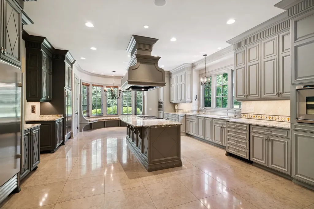 1011 Gateway Lane Nashville TN 37220