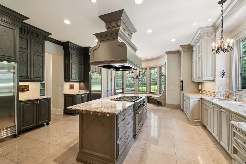1011 Gateway Lane Nashville TN 37220