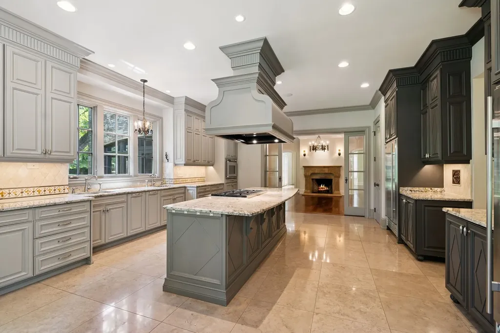 1011 Gateway Lane Nashville TN 37220