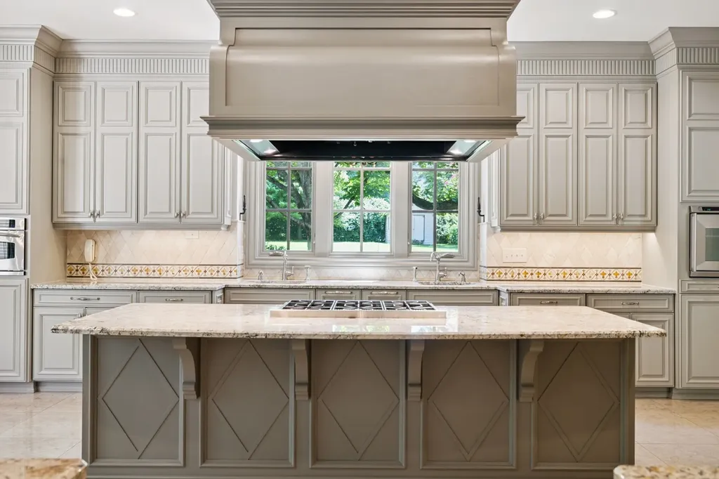 1011 Gateway Lane Nashville TN 37220