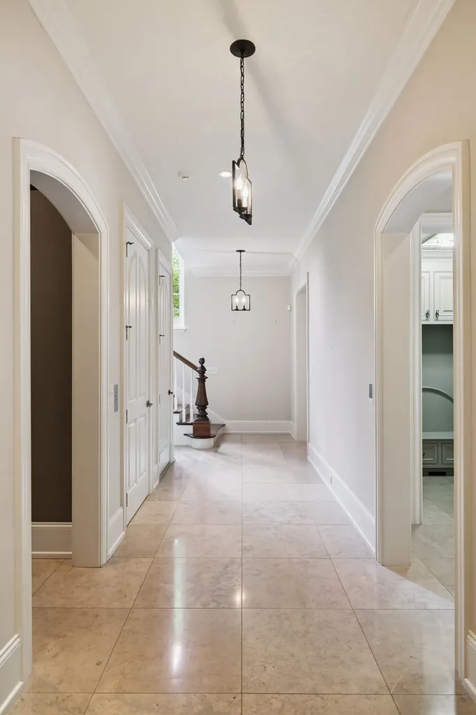 1011 Gateway Lane Nashville TN 37220