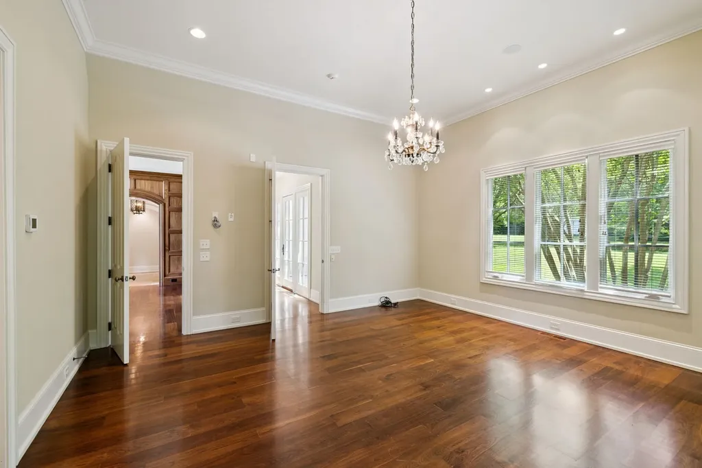 1011 Gateway Lane Nashville TN 37220