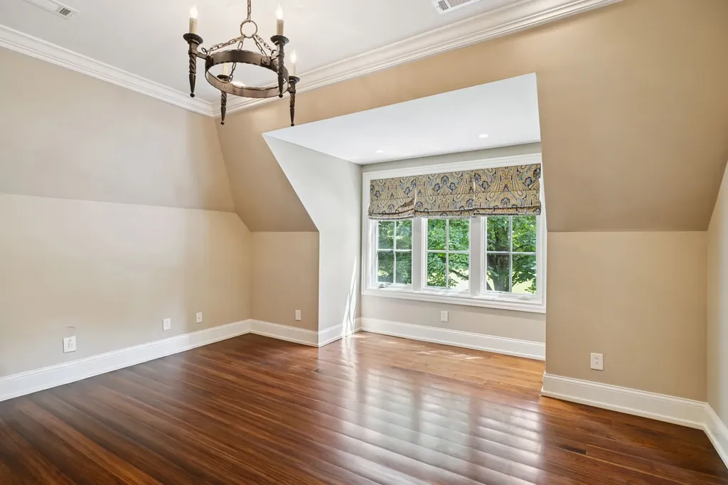 1011 Gateway Lane Nashville TN 37220
