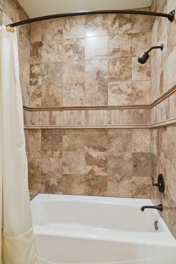 1011 Gateway Lane Nashville TN 37220