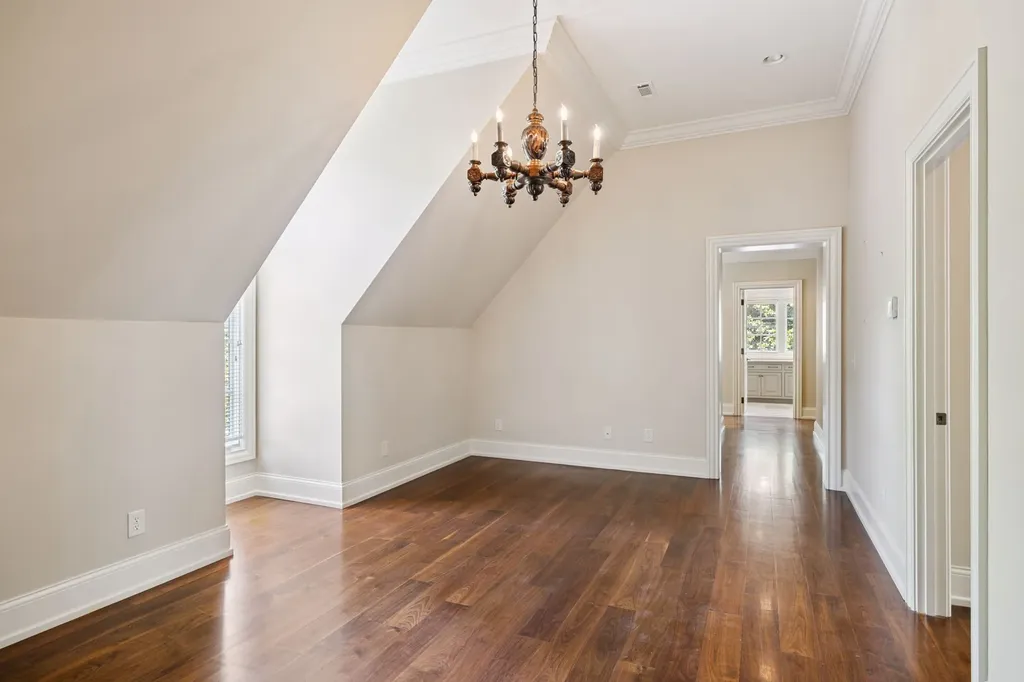 1011 Gateway Lane Nashville TN 37220