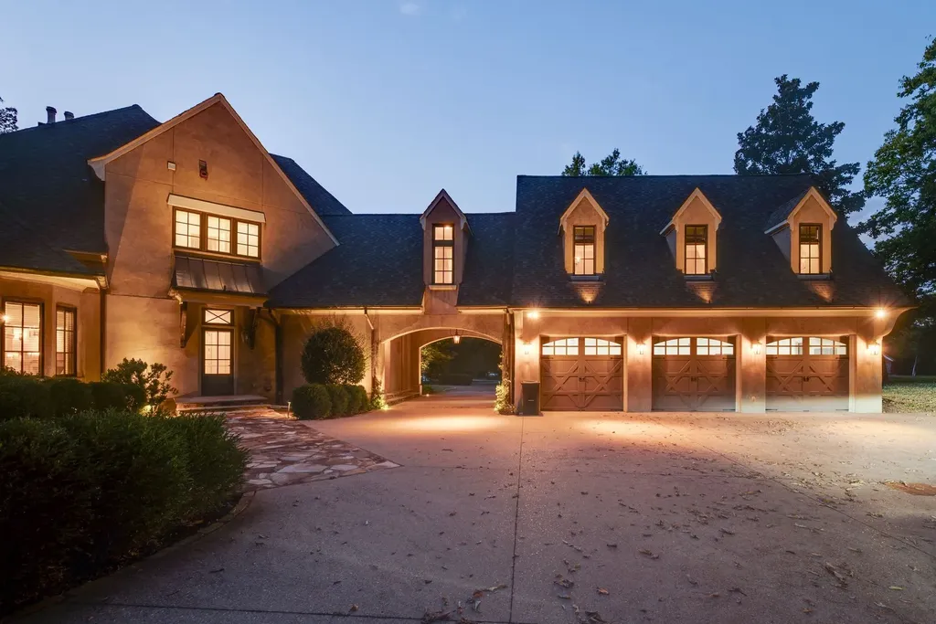 1011 Gateway Lane Nashville TN 37220