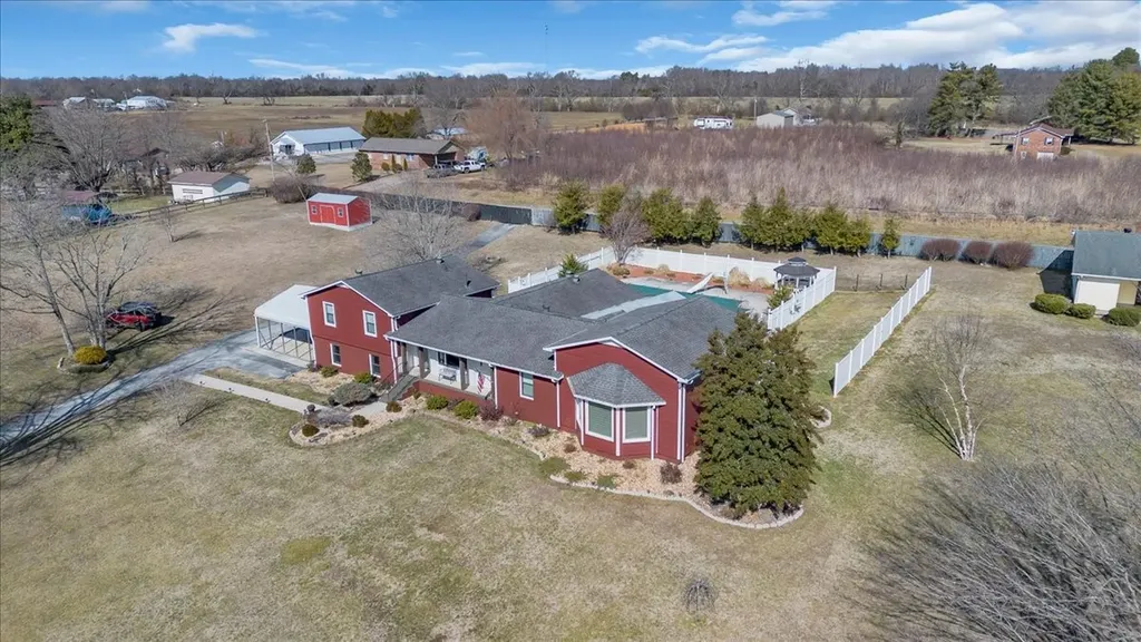 1119 Sparta Highway Smithville TN 37166