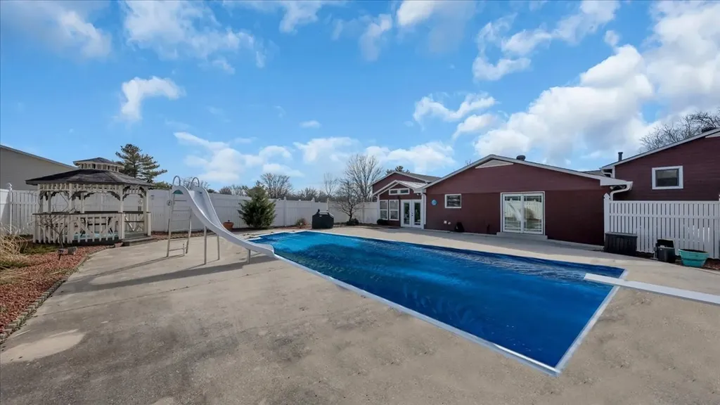 1119 Sparta Highway Smithville TN 37166