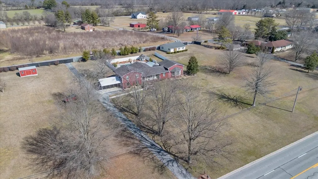 1119 Sparta Highway Smithville TN 37166