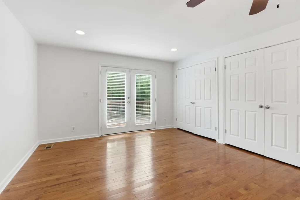 621 N 9th Street Nashville TN 37206