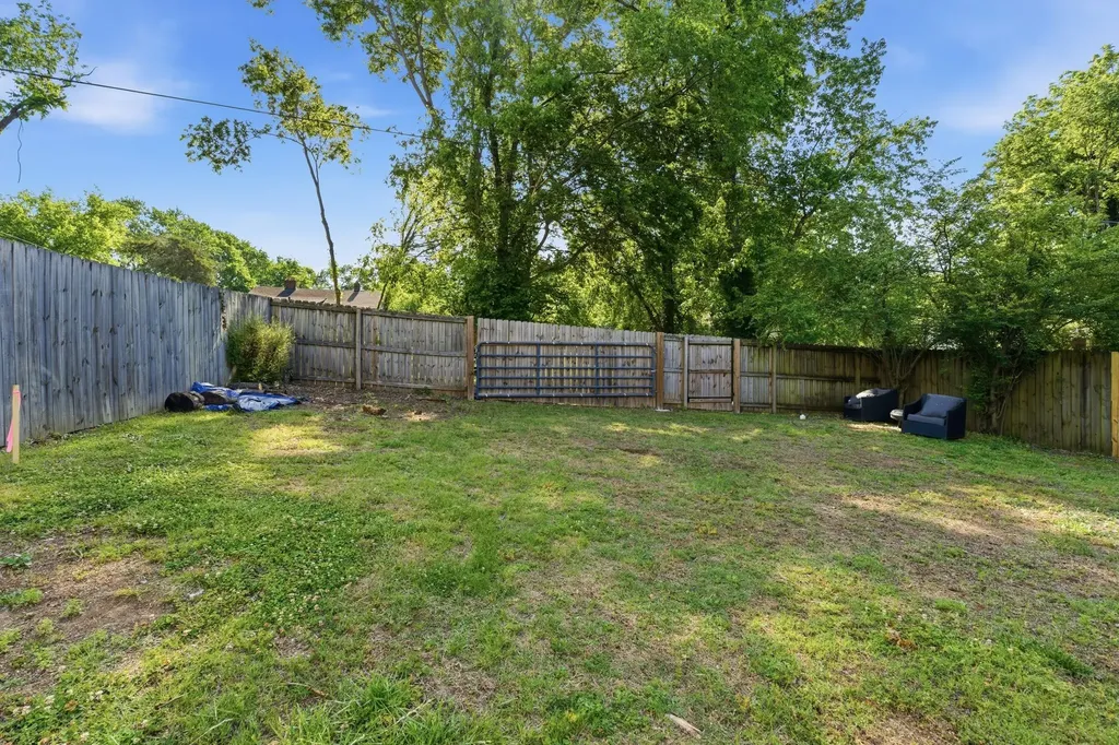 621 N 9th Street Nashville TN 37206