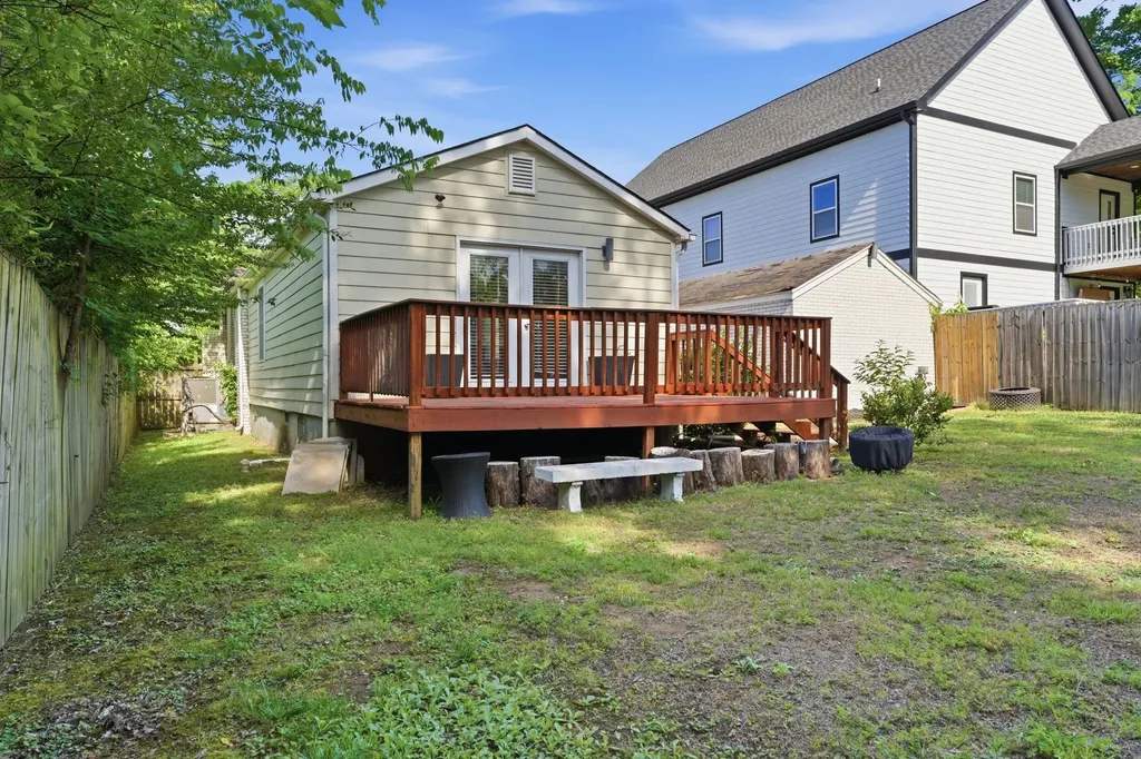 621 N 9th Street Nashville TN 37206