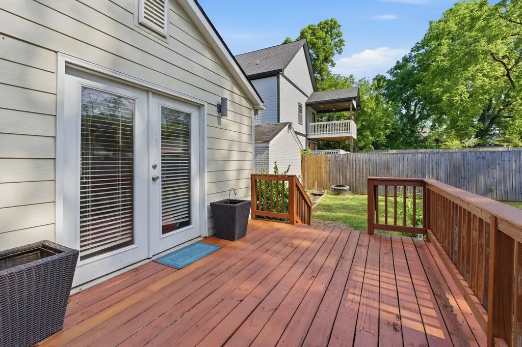 621 N 9th Street Nashville TN 37206