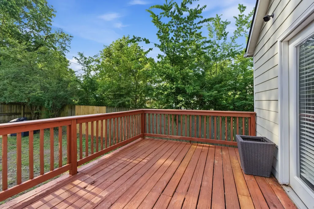 621 N 9th Street Nashville TN 37206