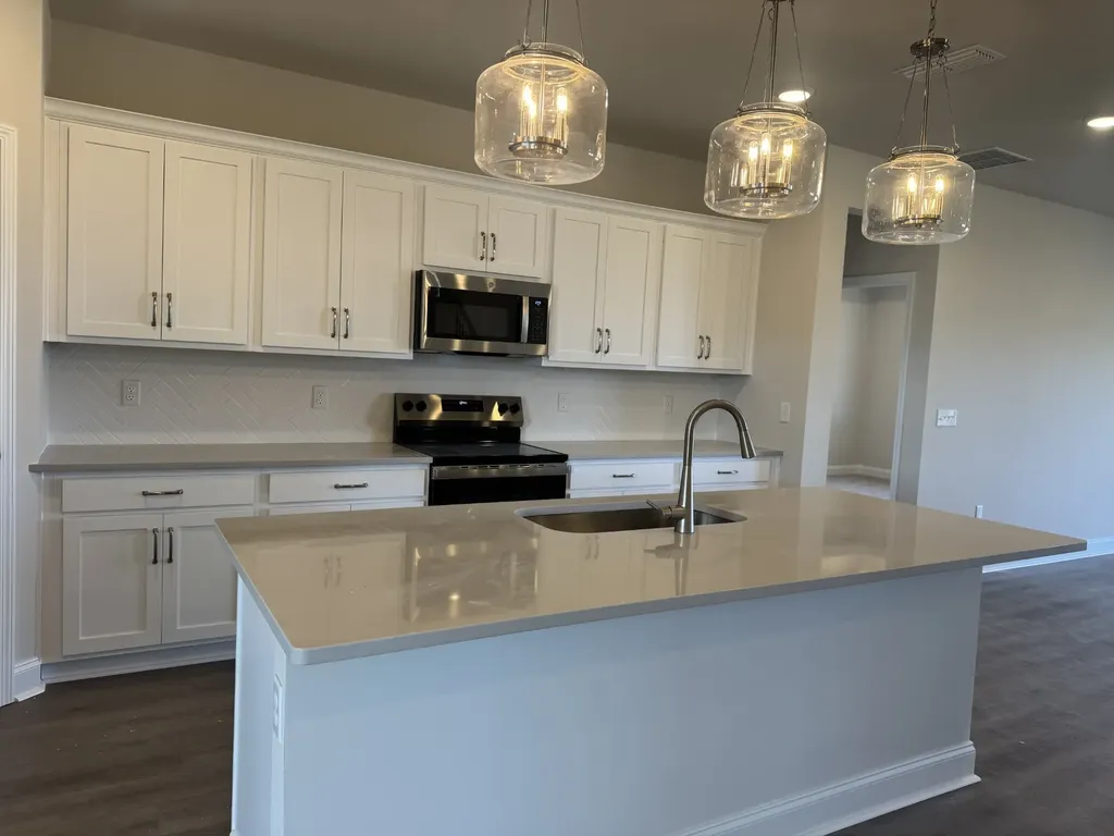 136 Dahlia Drive La Vergne TN 37086