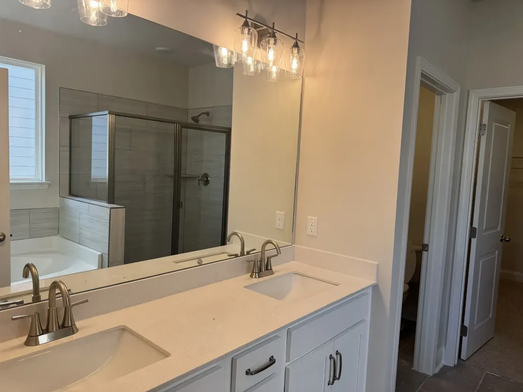 136 Dahlia Drive La Vergne TN 37086