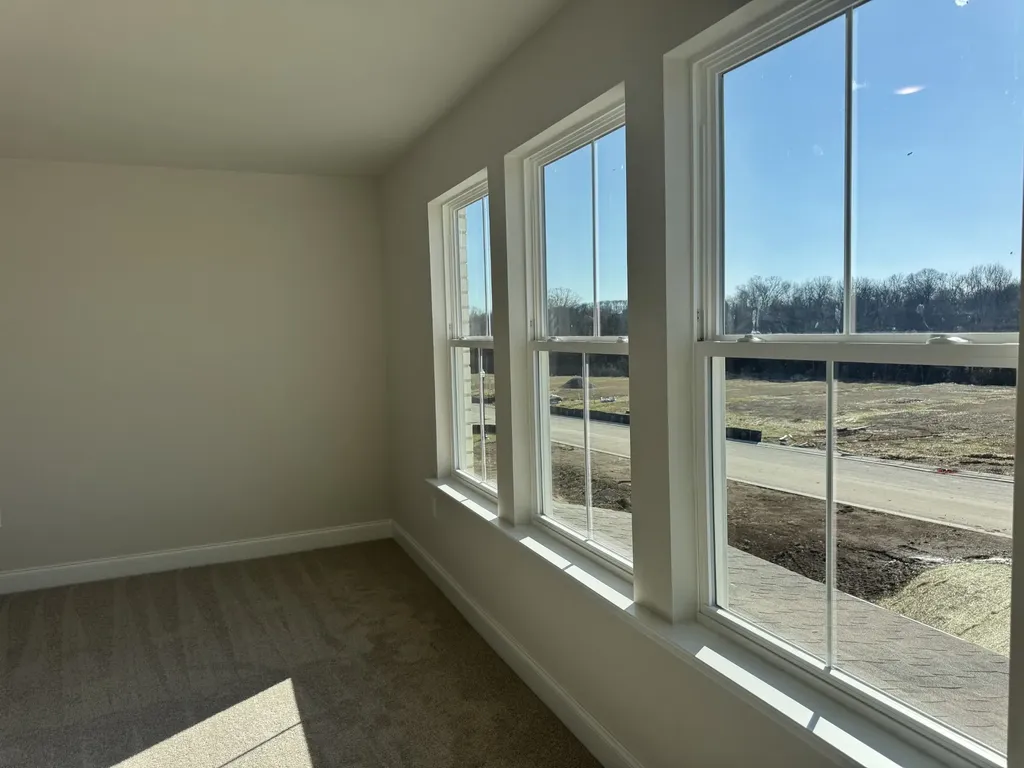 136 Dahlia Drive La Vergne TN 37086