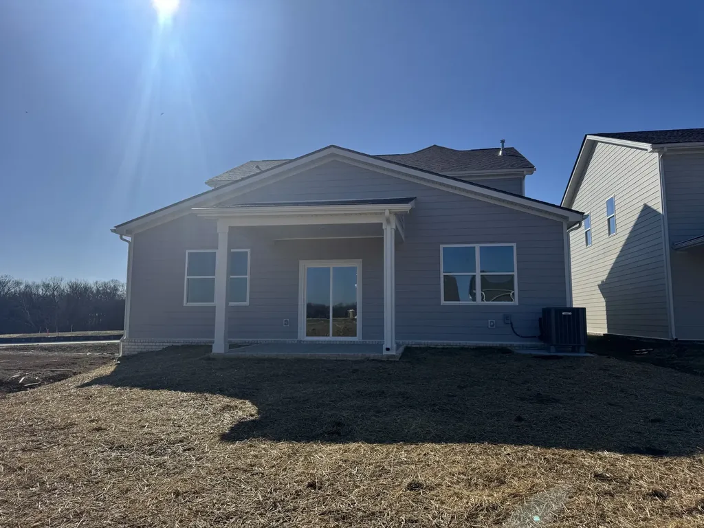 136 Dahlia Drive La Vergne TN 37086