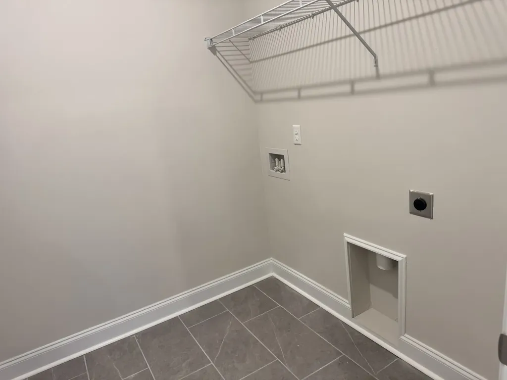 136 Dahlia Drive La Vergne TN 37086