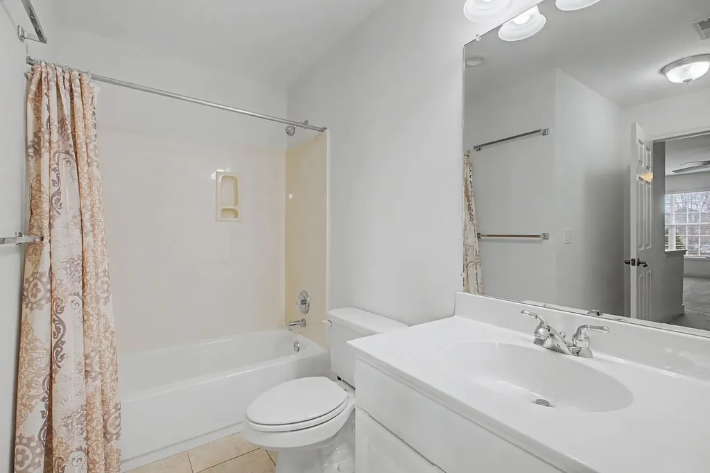 1124 Chickadee Circle Hermitage TN 37076