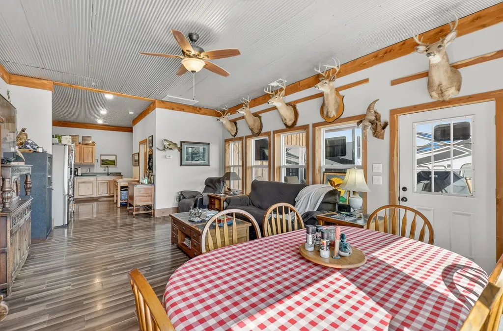 325 Freeman Lane Hartsville TN 37074