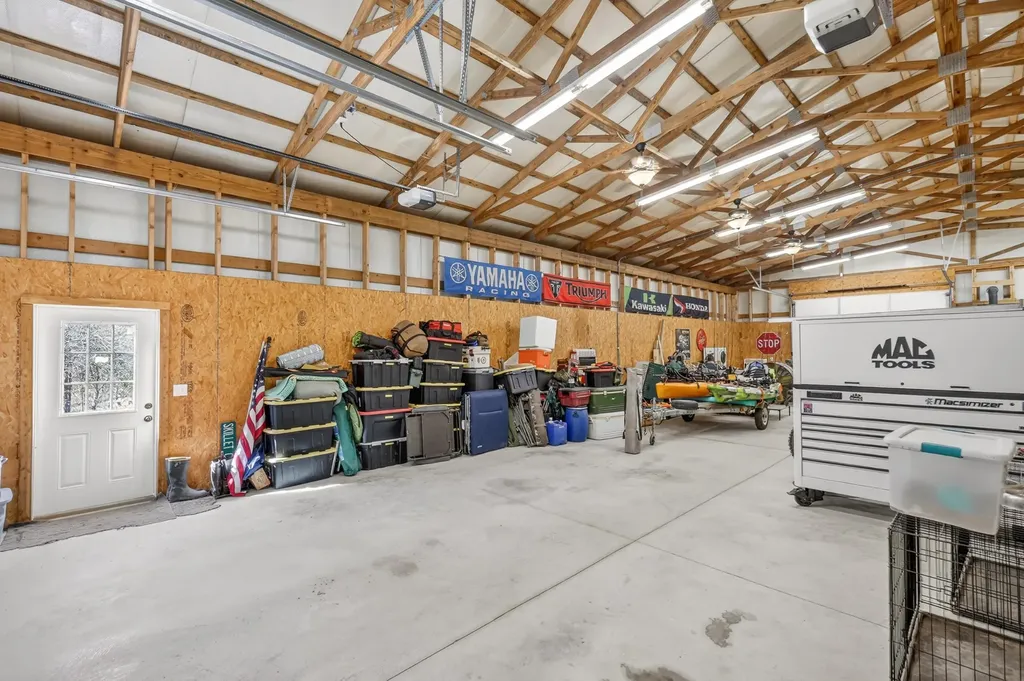 325 Freeman Lane Hartsville TN 37074