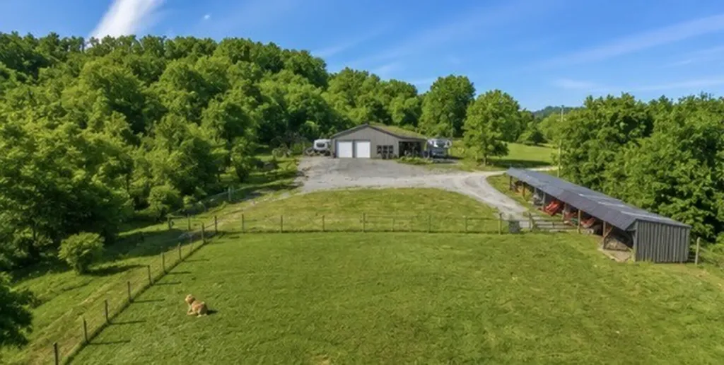 325 Freeman Lane Hartsville TN 37074