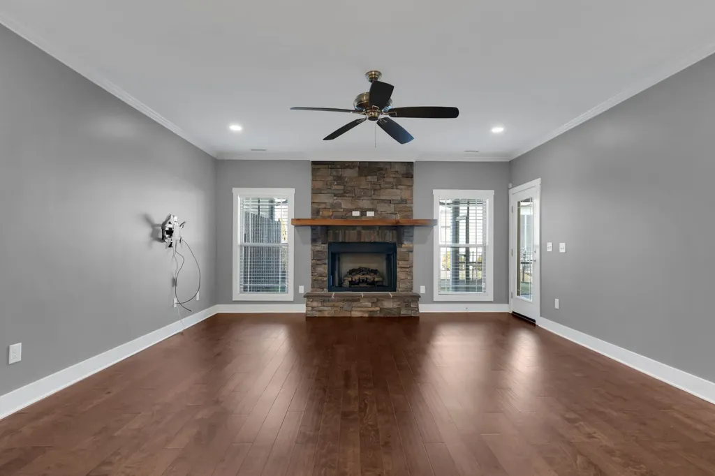 69 Anderton Drive Winchester TN 37398