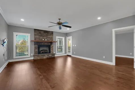 69 Anderton Drive Winchester TN 37398