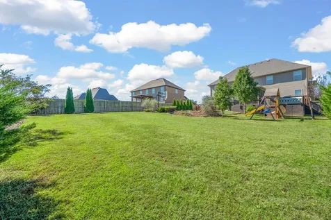 591 Larkspur Drive Clarksville TN 37043