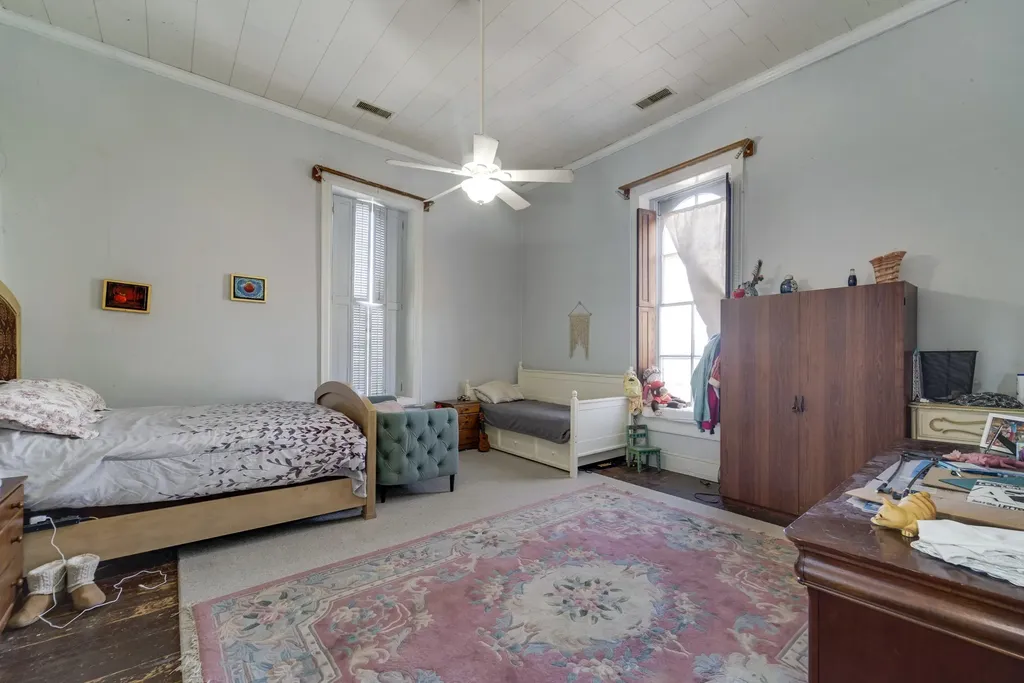 307 Vine St, S Wartrace TN 37183