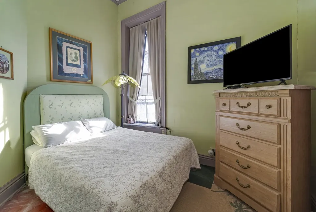 307 Vine St, S Wartrace TN 37183