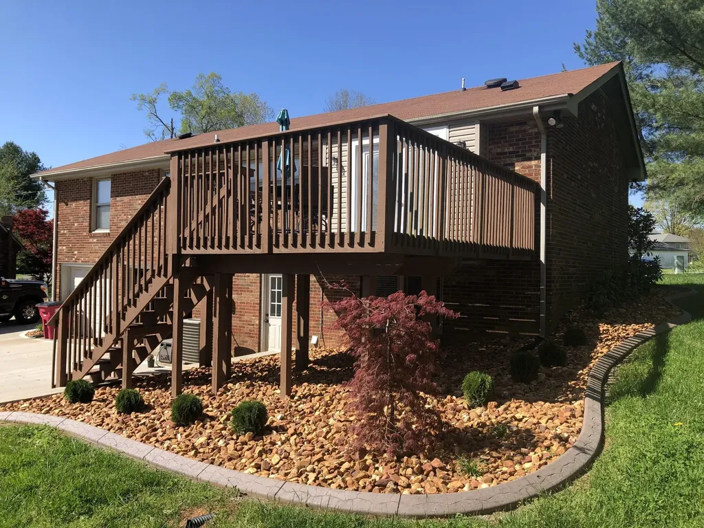 307 Swan Lake Drive Clarksville TN 37043