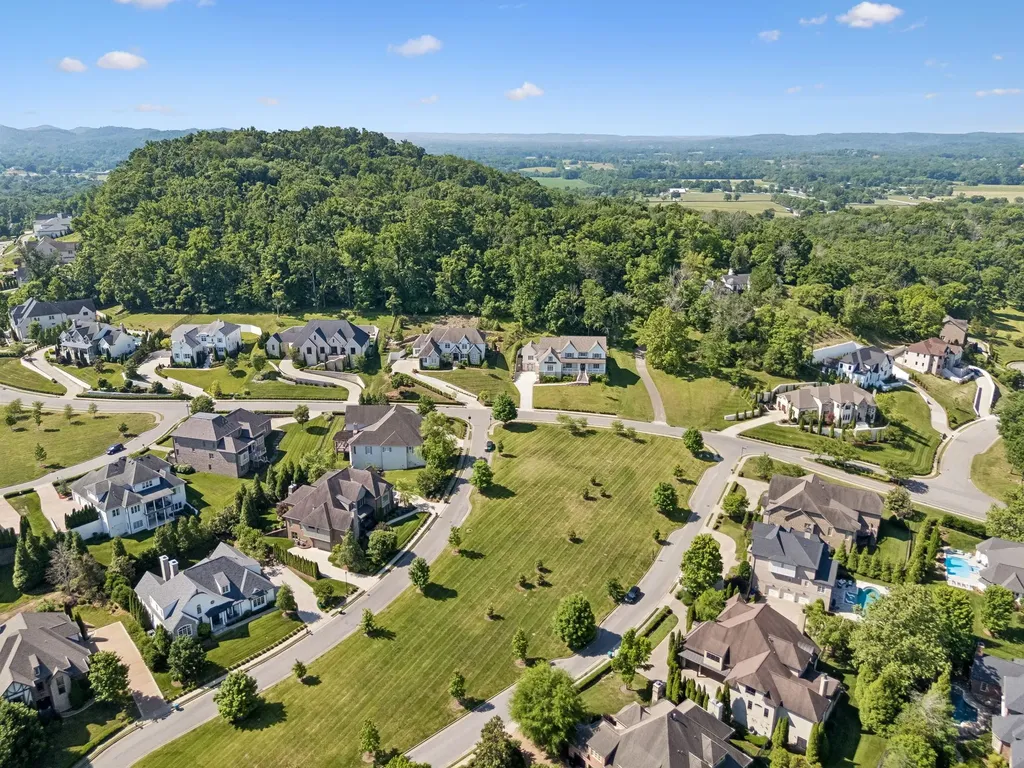1019 Stockett Drive Nashville TN 37221