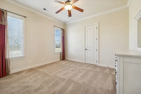 2133 Gorden Crossing Gallatin TN 37066