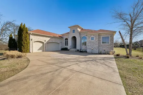 2133 Gorden Crossing Gallatin TN 37066