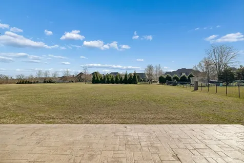 2133 Gorden Crossing Gallatin TN 37066