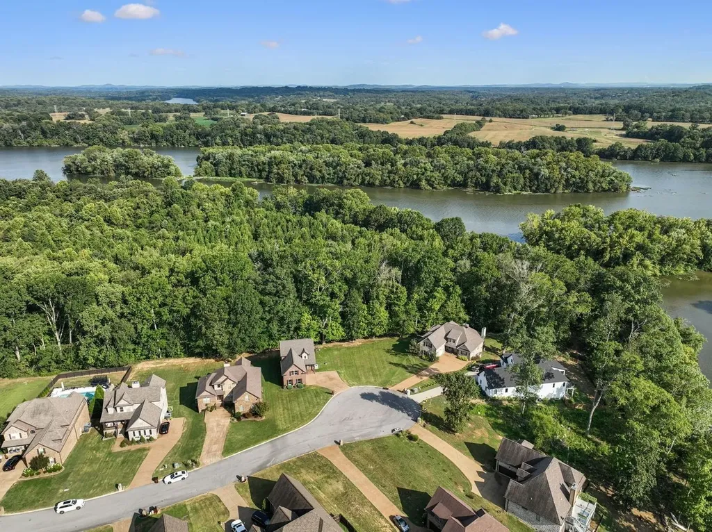 402 Zephyr Cove Lebanon TN 37087