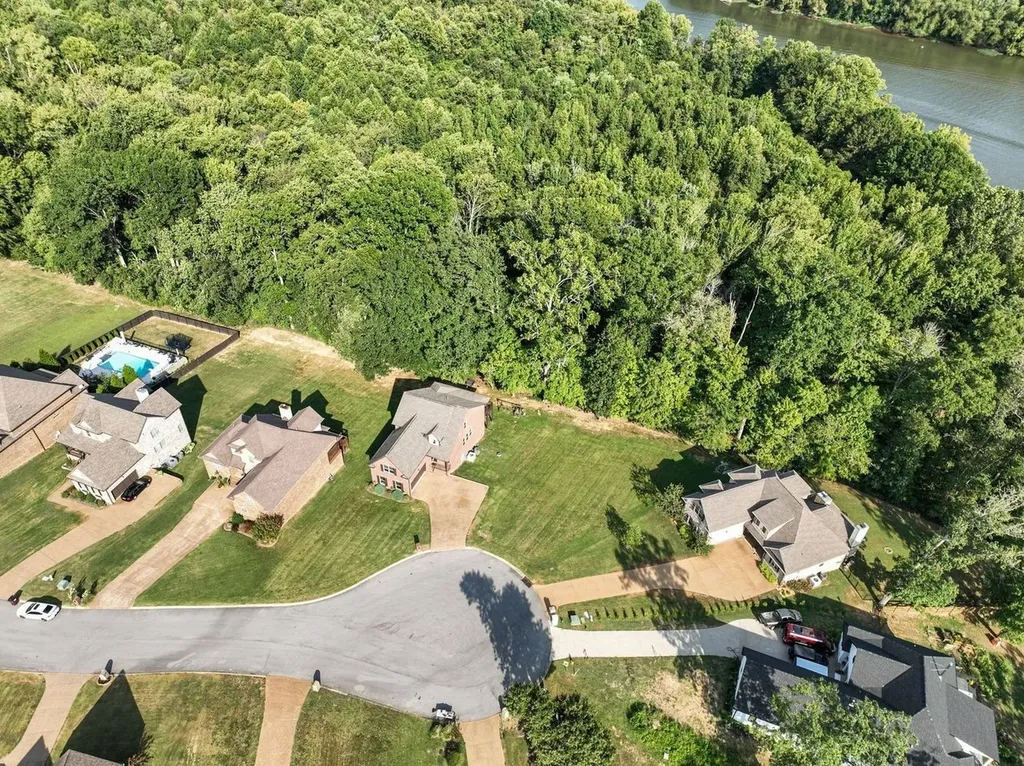 402 Zephyr Cove Lebanon TN 37087