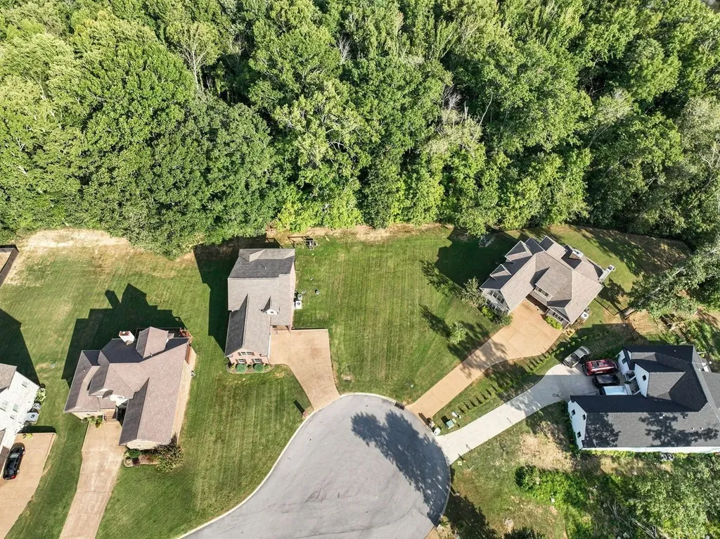 402 Zephyr Cove Lebanon TN 37087