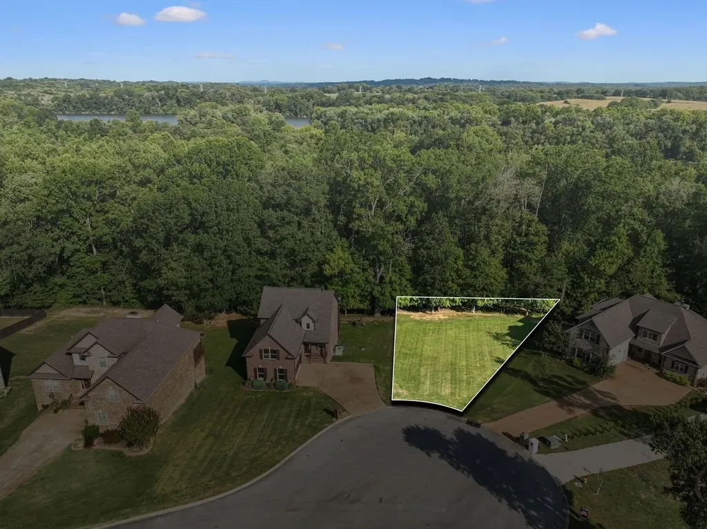 402 Zephyr Cove Lebanon TN 37087